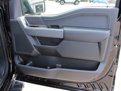 Used 2025 Ford F150 XLT w/ Equipment Group 302A MID AWD/4WD image 18