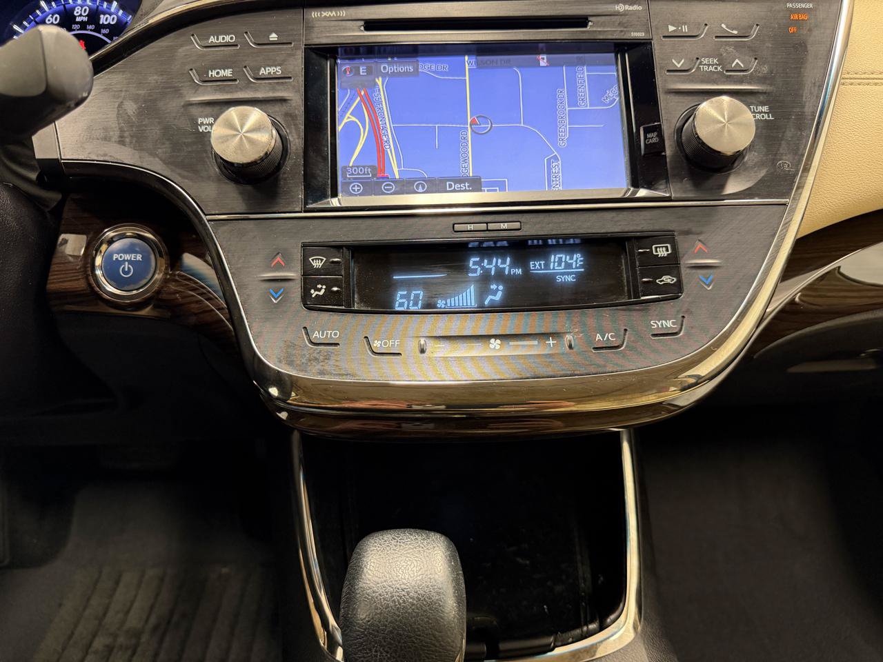Used 2015 Toyota Avalon XLE Premium FWD image 21