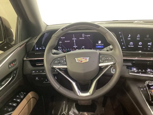 Used 2023 Cadillac Escalade Premium Luxury w/ Performance Package AWD/4WD image 24