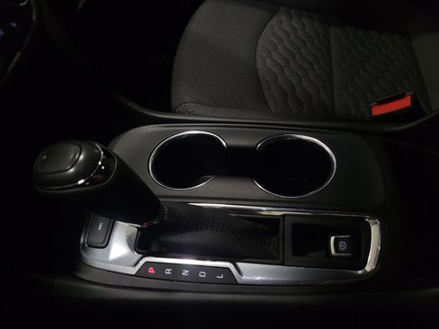 Used 2021 Chevrolet Equinox LT image 26