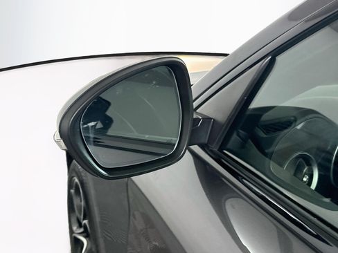 Used 2023 Alfa Romeo Stelvio Ti AWD/4WD image 16