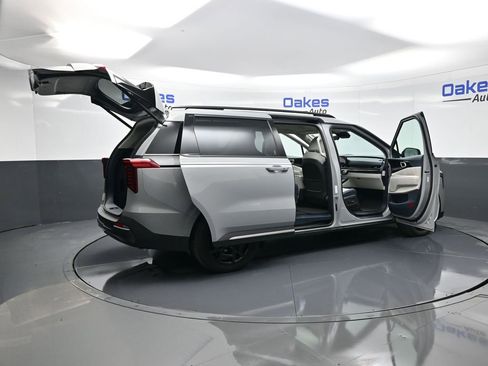 New 2026 Kia Carnival SX Prestige FWD image 58