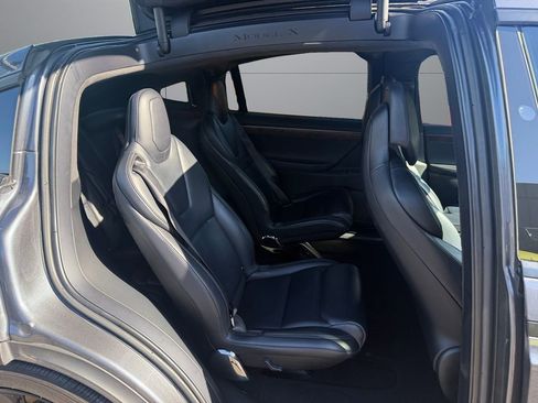 Used 2018 Tesla Model X 75D AWD/4WD image 14
