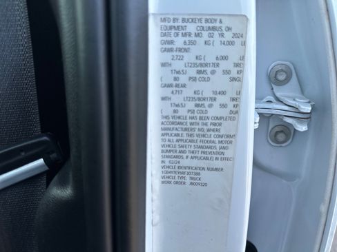 Used 2024 Chevrolet Silverado 3500 LT w/ Convenience Package image 35