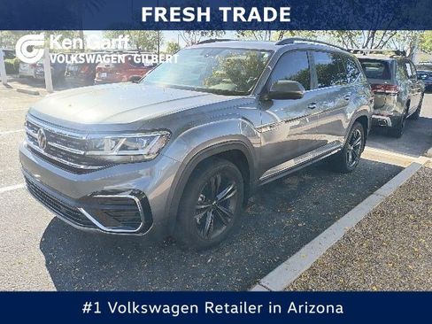 Used 2021 Volkswagen Atlas SE w/ Panoramic Sunroof Package image 1
