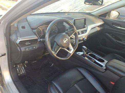Certified 2024 Nissan Altima 2.5 SR FWD image 7