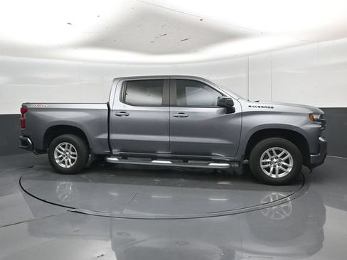 Used 2021 Chevrolet Silverado 1500 RST w/ Convenience Package II AWD/4WD image 2