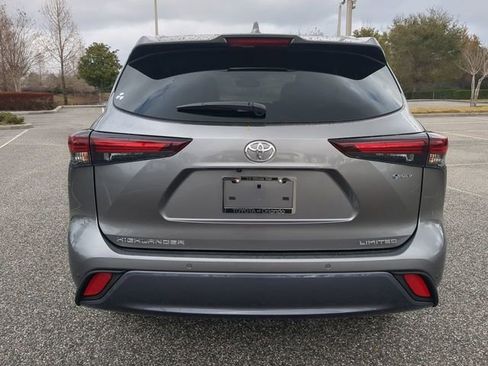 New 2026 Toyota Highlander Limited AWD/4WD image 5