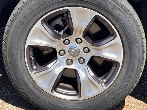 Used 2024 RAM 1500 Laramie RWD image 3