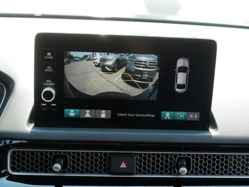 Used 2022 Honda Civic Touring image 29