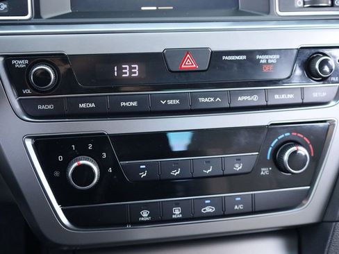 Used 2016 Hyundai Sonata SE image 33