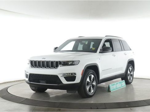Used 2024 Jeep Grand Cherokee Limited 4xe AWD/4WD image 10