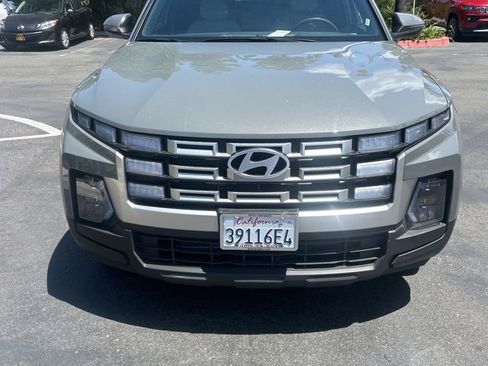 Used 2025 Hyundai Santa Cruz SEL AWD/4WD image 4