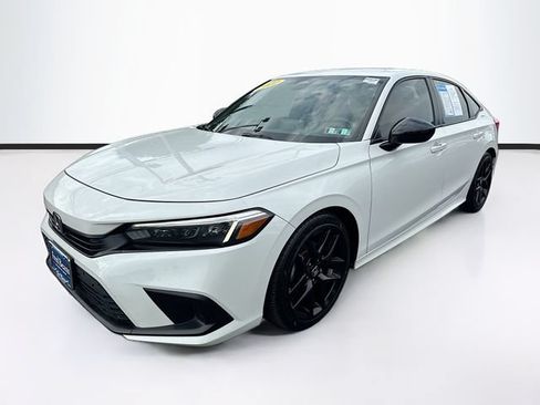 Used 2022 Honda Civic Sport image 3