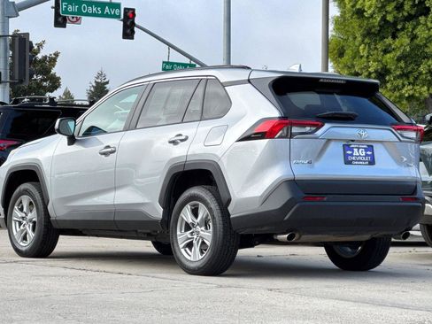 Used 2024 Toyota RAV4 XLE FWD image 8