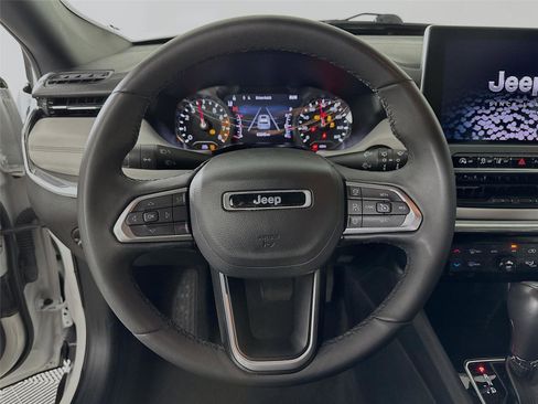 Used 2024 Jeep Compass Limited AWD/4WD image 18