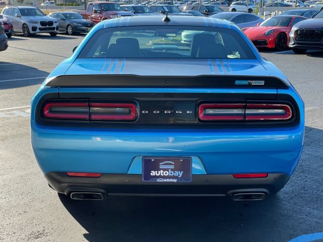 Used 2016 Dodge Challenger R/T Scat Pack RWD image 13
