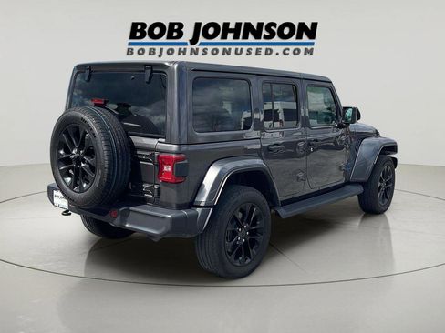 Used 2025 Jeep Wrangler Sahara image 3