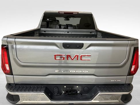Used 2025 GMC Sierra 1500 SLT AWD/4WD image 4