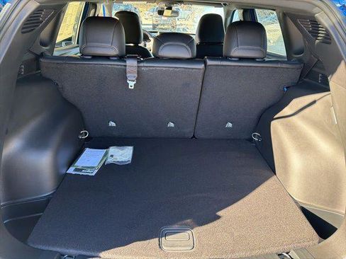 New 2026 Jeep Compass Latitude image 17