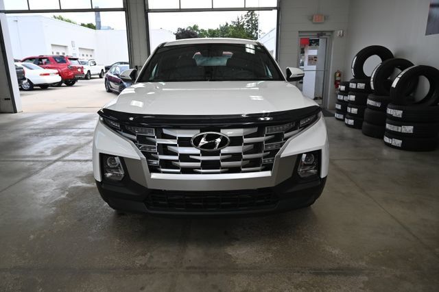 Used 2023 Hyundai Santa Cruz SEL AWD/4WD image 2