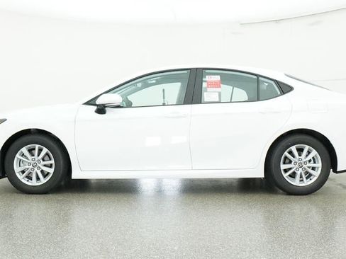New 2026 Toyota Camry LE FWD image 19