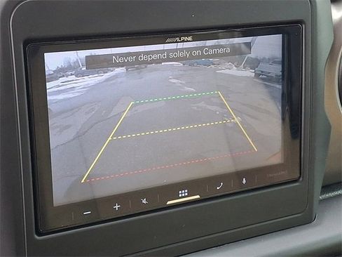 Used 2018 Jeep Wrangler Unlimited Sport S image 13