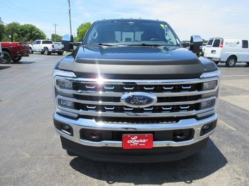 Used 2025 Ford F350 Lariat w/ Lariat Ultimate Package AWD/4WD image 13