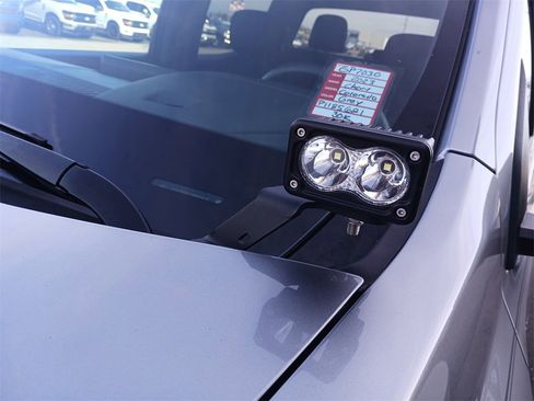 Used 2023 Chevrolet Colorado LT image 36