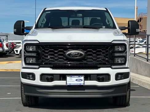 New 2026 Ford F250 XLT w/ XLT Premium Package AWD/4WD image 8