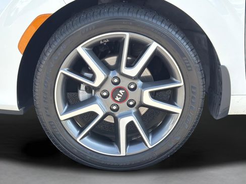 Used 2020 Kia Soul GT-Line FWD image 10