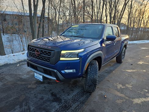 Used 2022 Nissan Frontier PRO-4X w/ Pro-4X Premium Package image 4