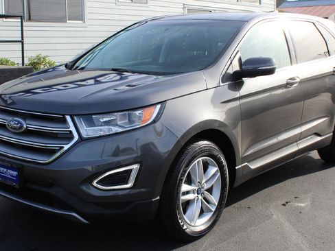 Used 2017 Ford Edge SEL w/ Equipment Group 201A image 2