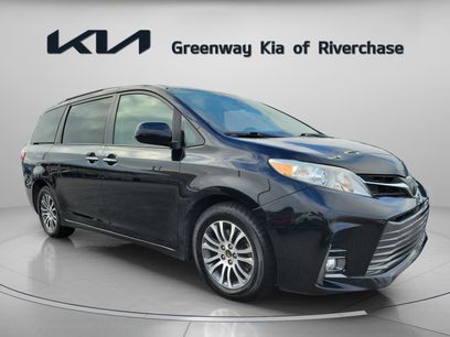 Used 2020 Toyota Sienna XLE