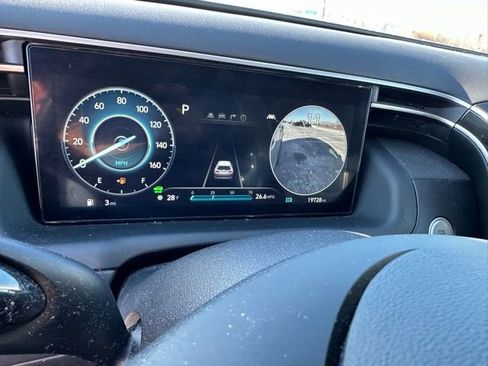 Used 2023 Hyundai Tucson Limited w/ Cargo Package AWD/4WD image 30