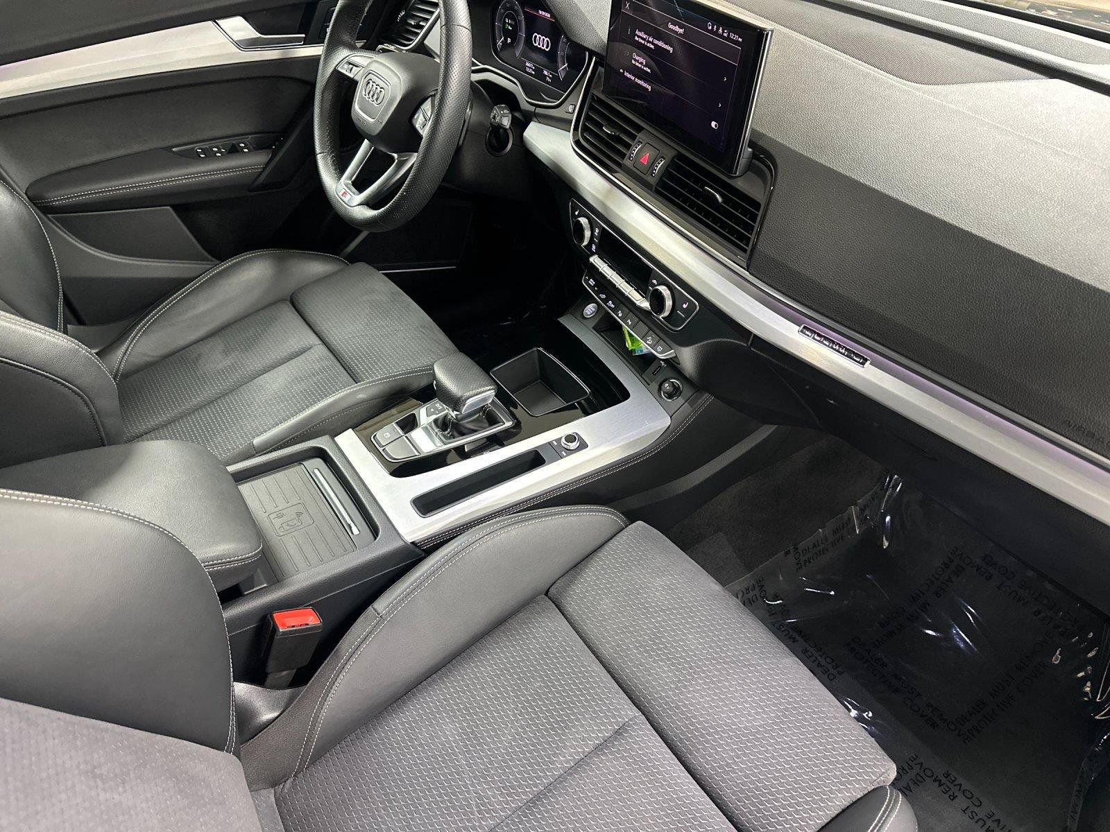 Certified 2024 Audi Q5 e Prestige AWD/4WD image 16