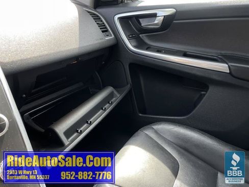 Used 2016 Volvo XC60 T6 w/ Proximity Package AWD/4WD image 36