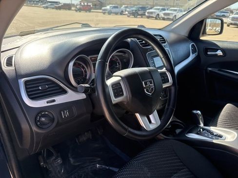 Used 2018 Dodge Journey SE w/ Connectivity Group image 14