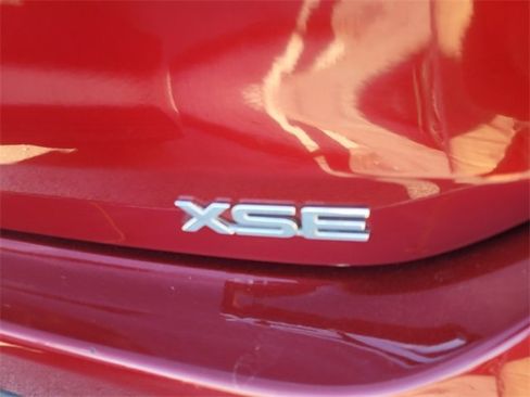 Used 2023 Toyota Highlander XSE image 12