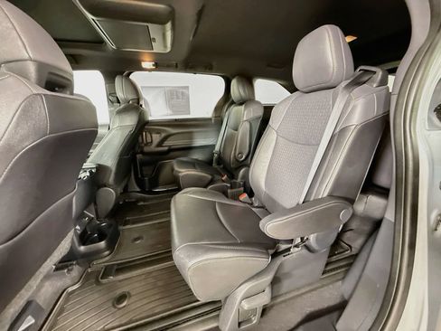 Certified 2023 Toyota Sienna XLE Woodland Edition AWD/4WD image 27
