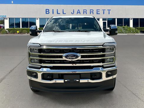 New 2026 Ford F250 4x4 Crew Cab Super Duty image 2