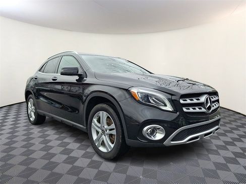 Used 2020 Mercedes-Benz GLA 250 4MATIC image 1