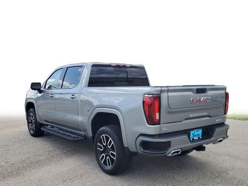 Used 2025 GMC Sierra 1500 AT4 w/ AT4 Premium Package AWD/4WD image 3