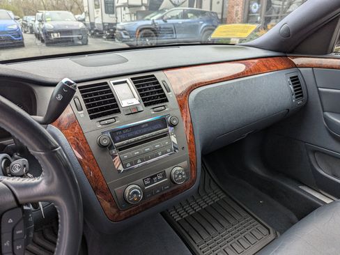 Used 2007 Cadillac DTS image 20