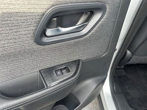 Used 2023 Nissan Rogue SV image 16