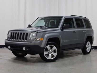 Used 2014 Jeep Patriot Latitude w/ Sun/Sound Group