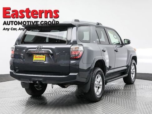 Used 2024 Toyota 4Runner SR5 image 5