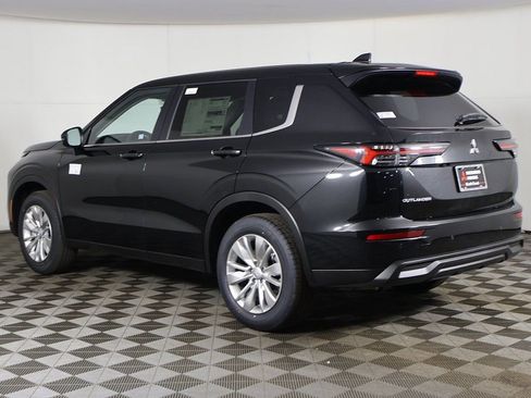 New 2026 Mitsubishi Outlander ES AWD/4WD image 10