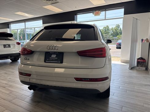 Used 2018 Audi Q3 2.0T Premium FWD image 4