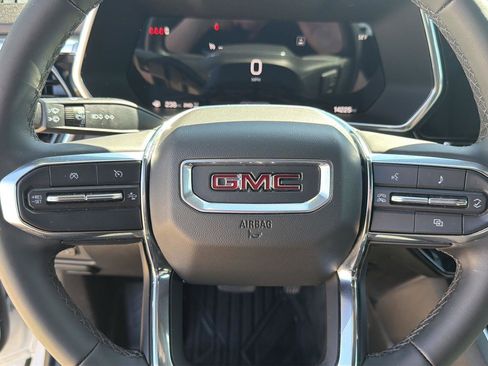 Used 2025 GMC Canyon Elevation w/ Convenience Package AWD/4WD image 14